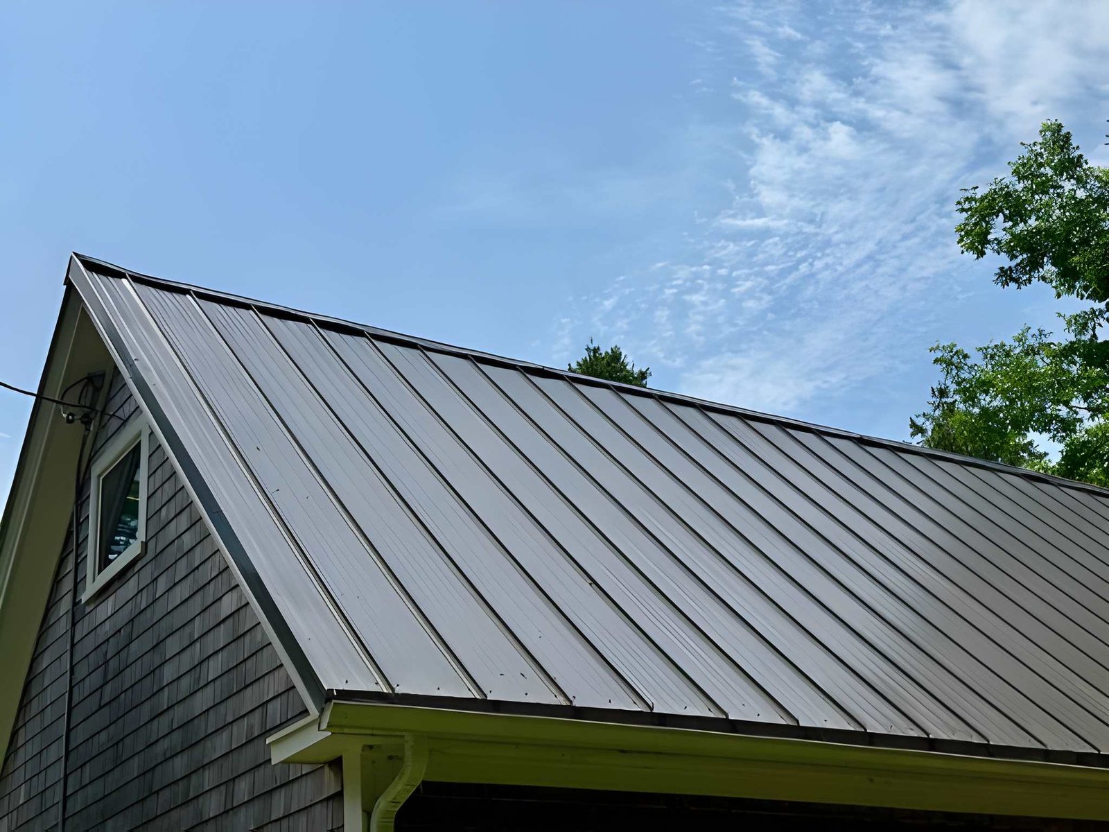 metal roof installation Palm Springs CA