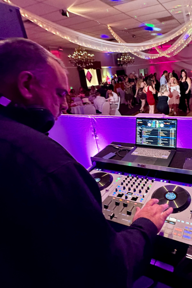 Corporate event production by Pro DJ Productions