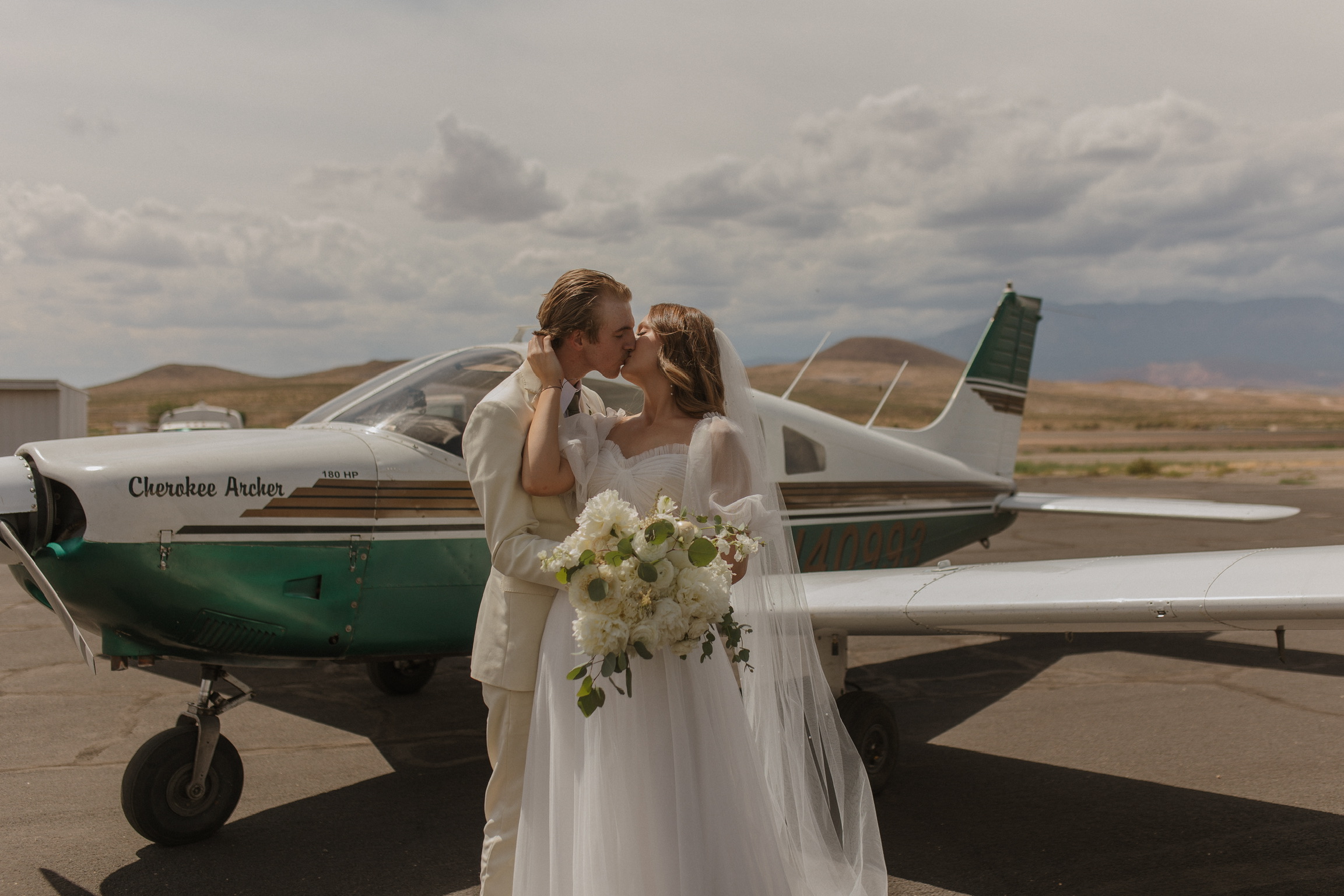Editorial wedding floral design in Utah