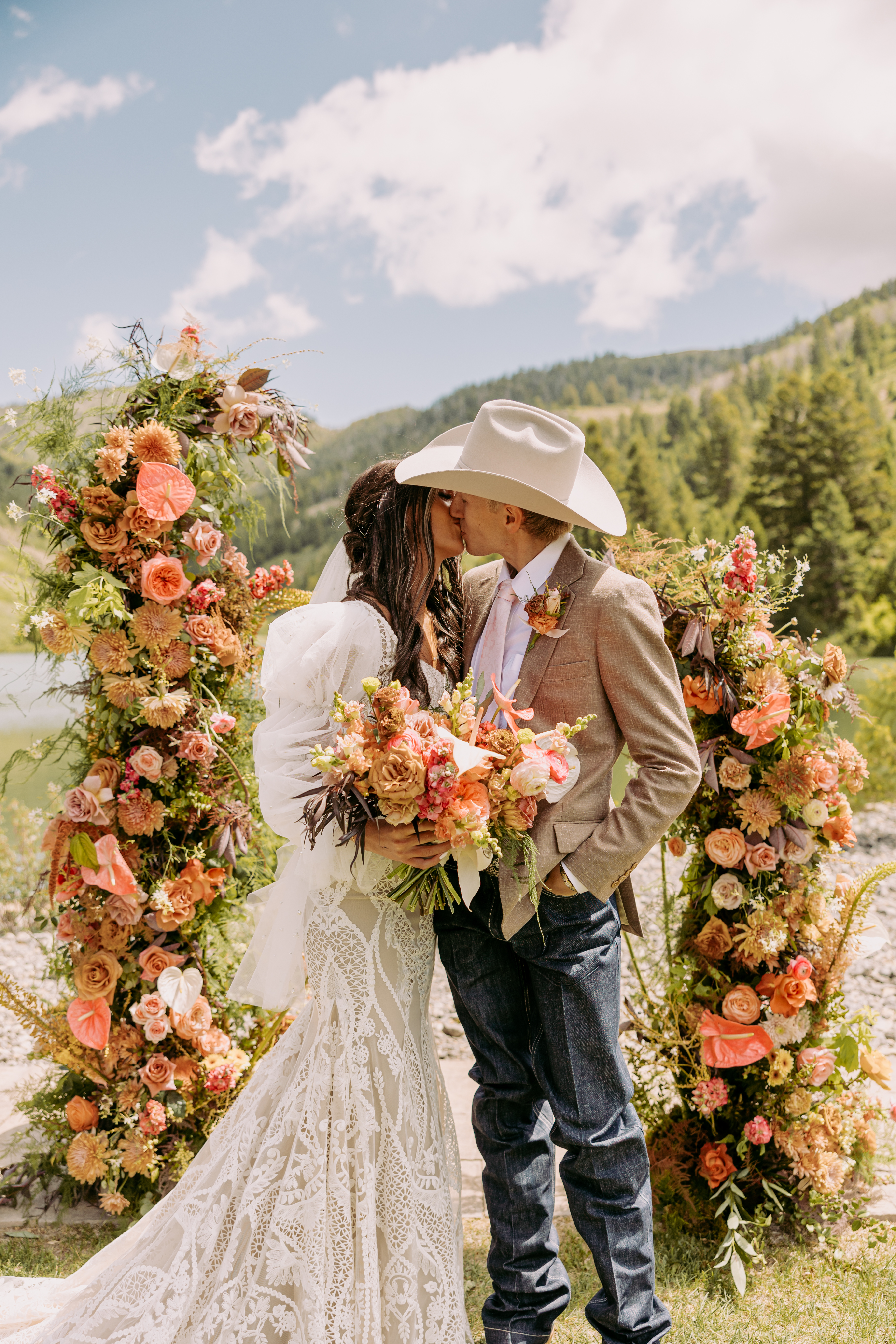 Statement florals by Flamingo Friday Floral Co.