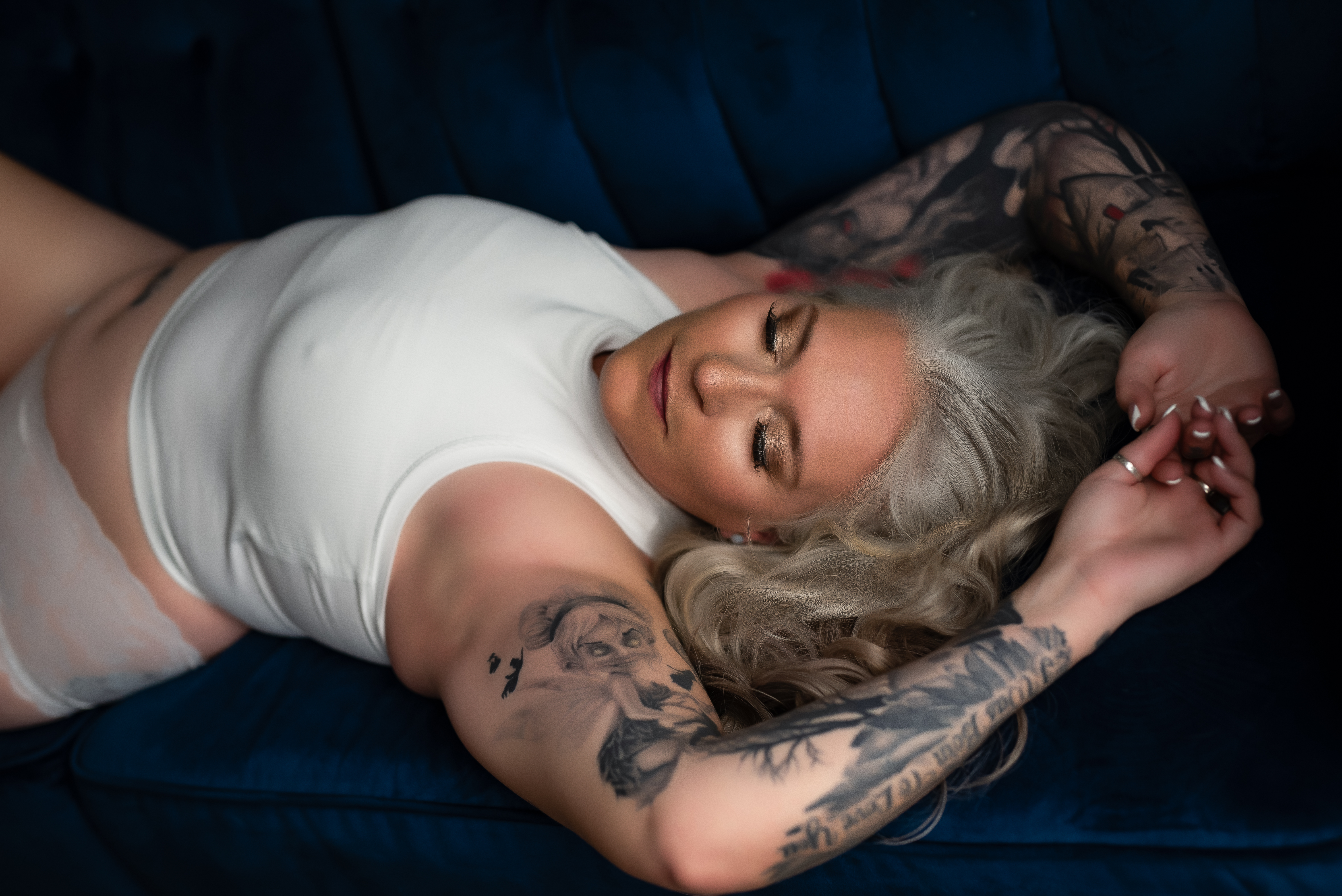 beautiful woman on couch boudoir