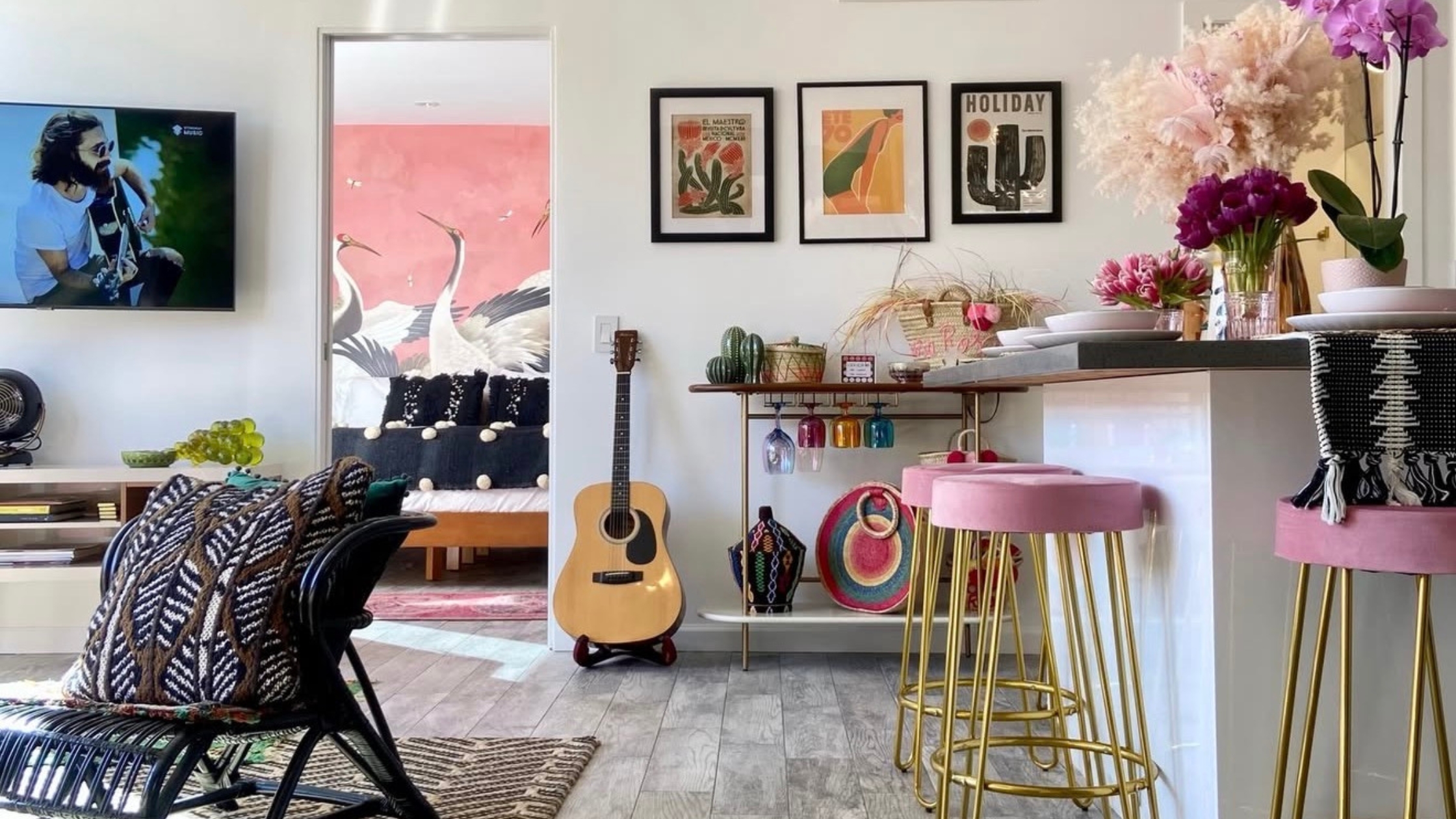 palm springs home selling red flag