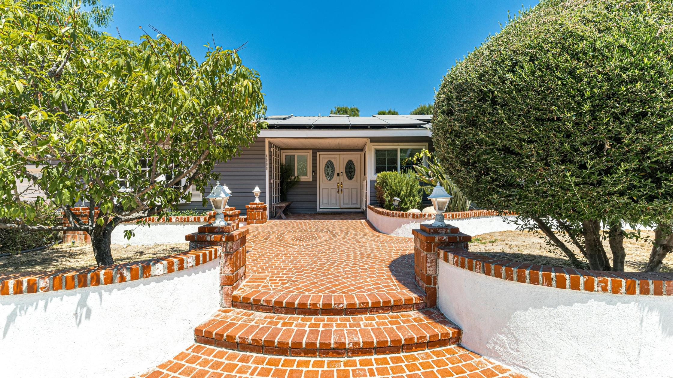 Neighborhood Spotlight: Twin Palms – Homes & Lifestyle