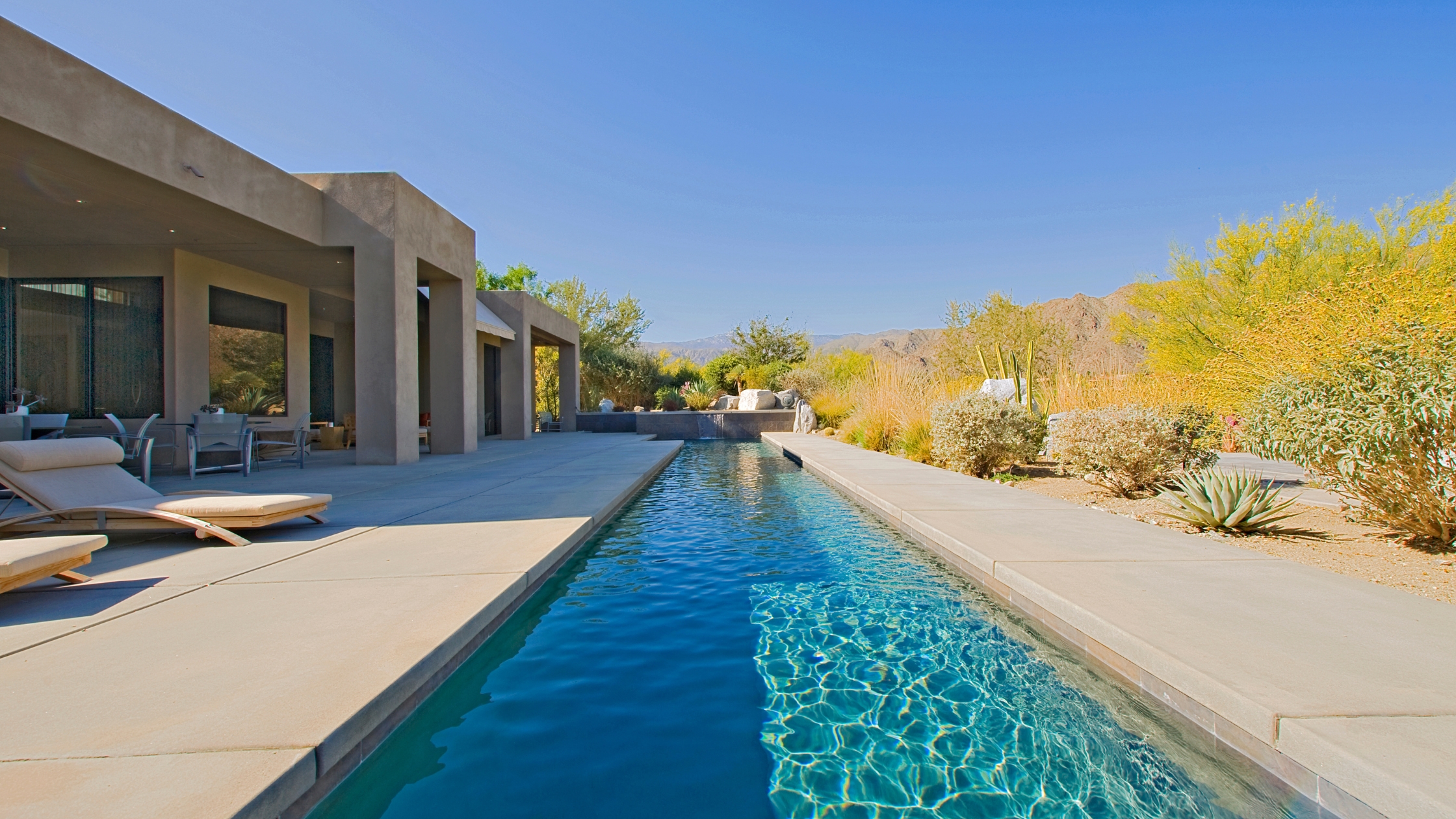 Neighborhood Spotlight: Old Las Palmas’ Lifestyle & Homes in Palm Springs