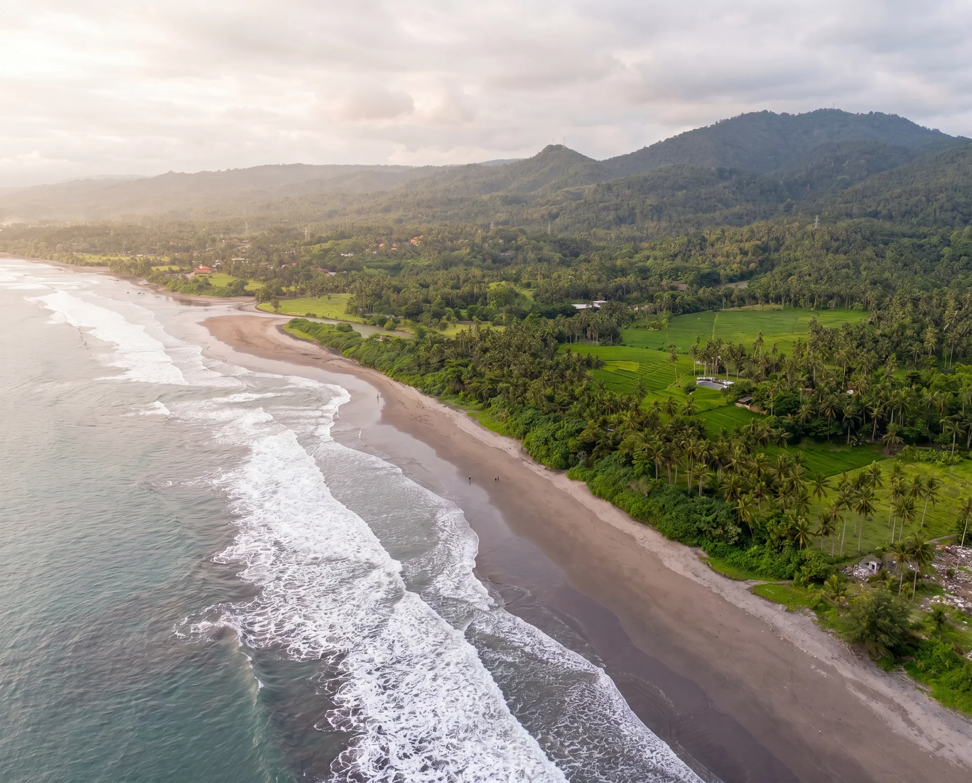Costa de Bonian desde el aire