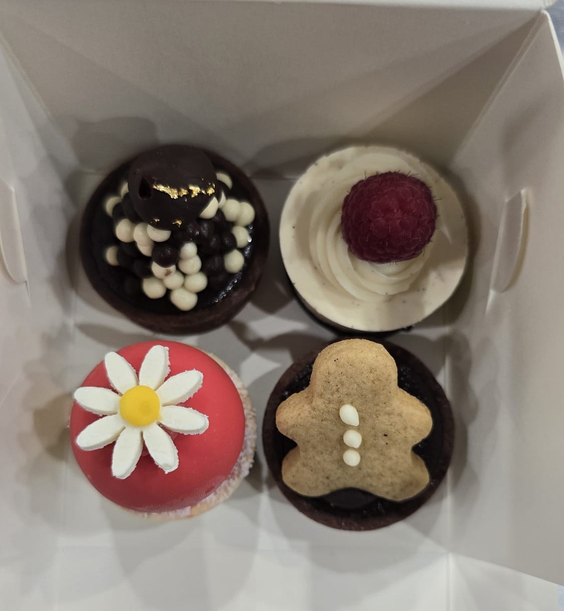Madders Brothers 4 piece petit four box