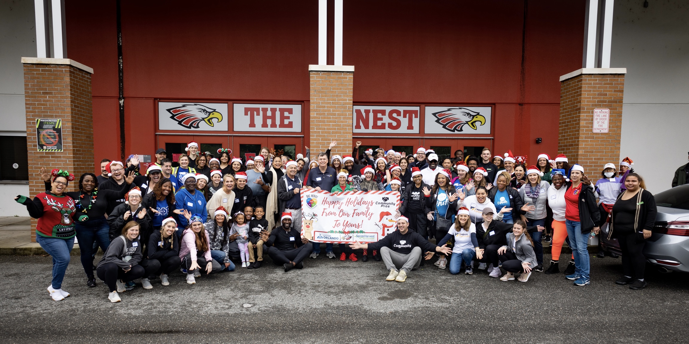 A team ready to distribute food directly to the community