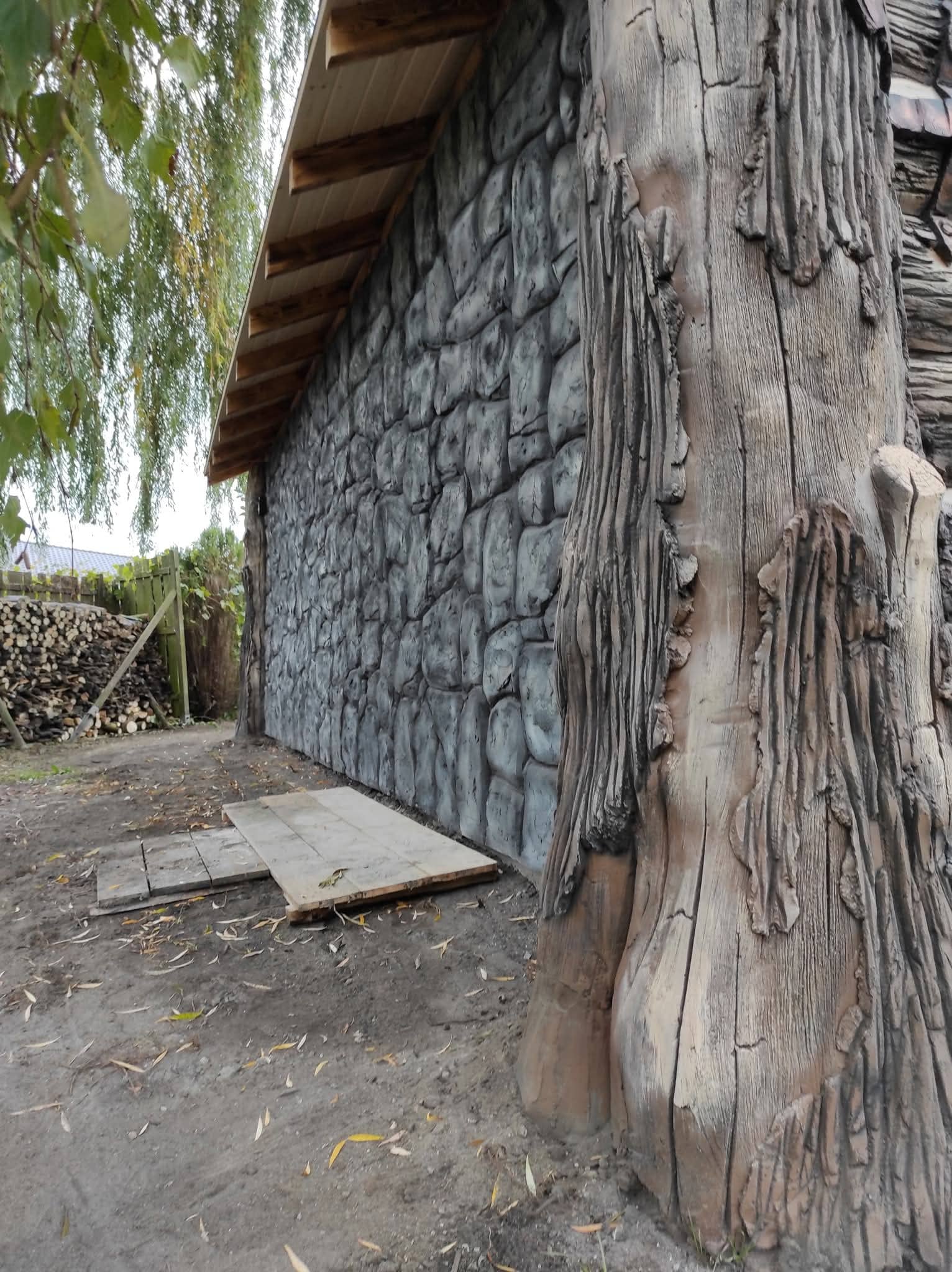 Stanmore Stone Wall Decoration