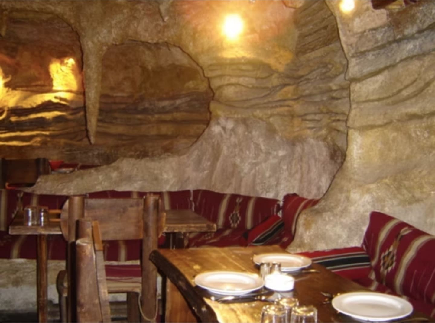 Restaurant Decoration Harrow