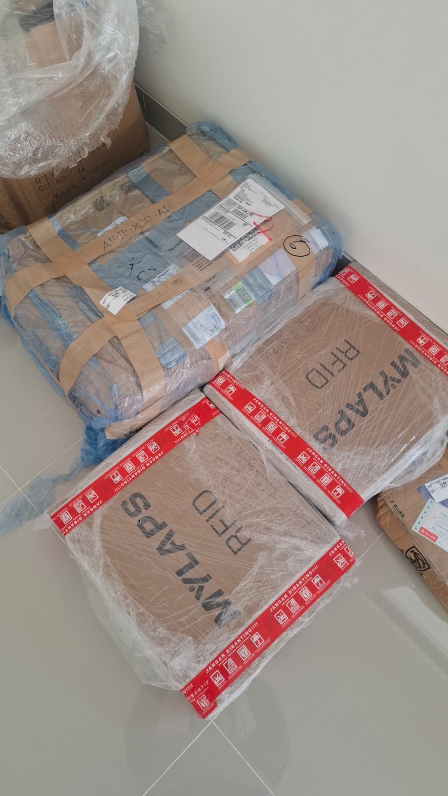 XCO customer shipment review