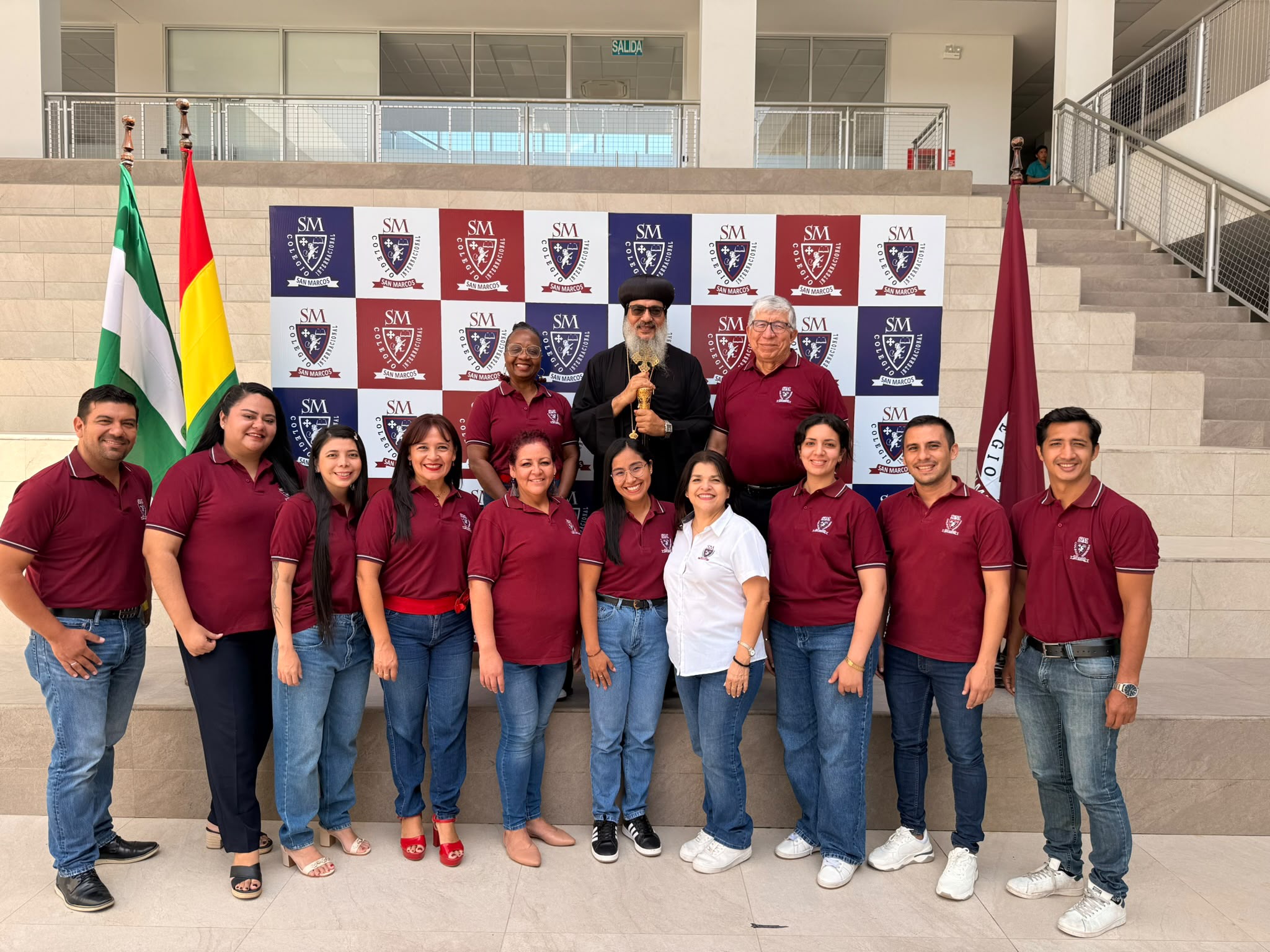 Plantel docente de primaria del Colegio Internacional San Marcos