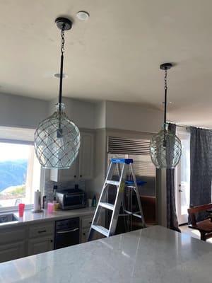 {{ custom_values.service_3 }} in {{custom_values.area_3})