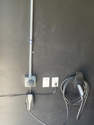 {{ custom_values.service_2 }} in {{custom_values.area_3})