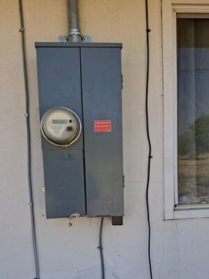 {{ custom_values.service_1 }} in {{custom_values.area_2})