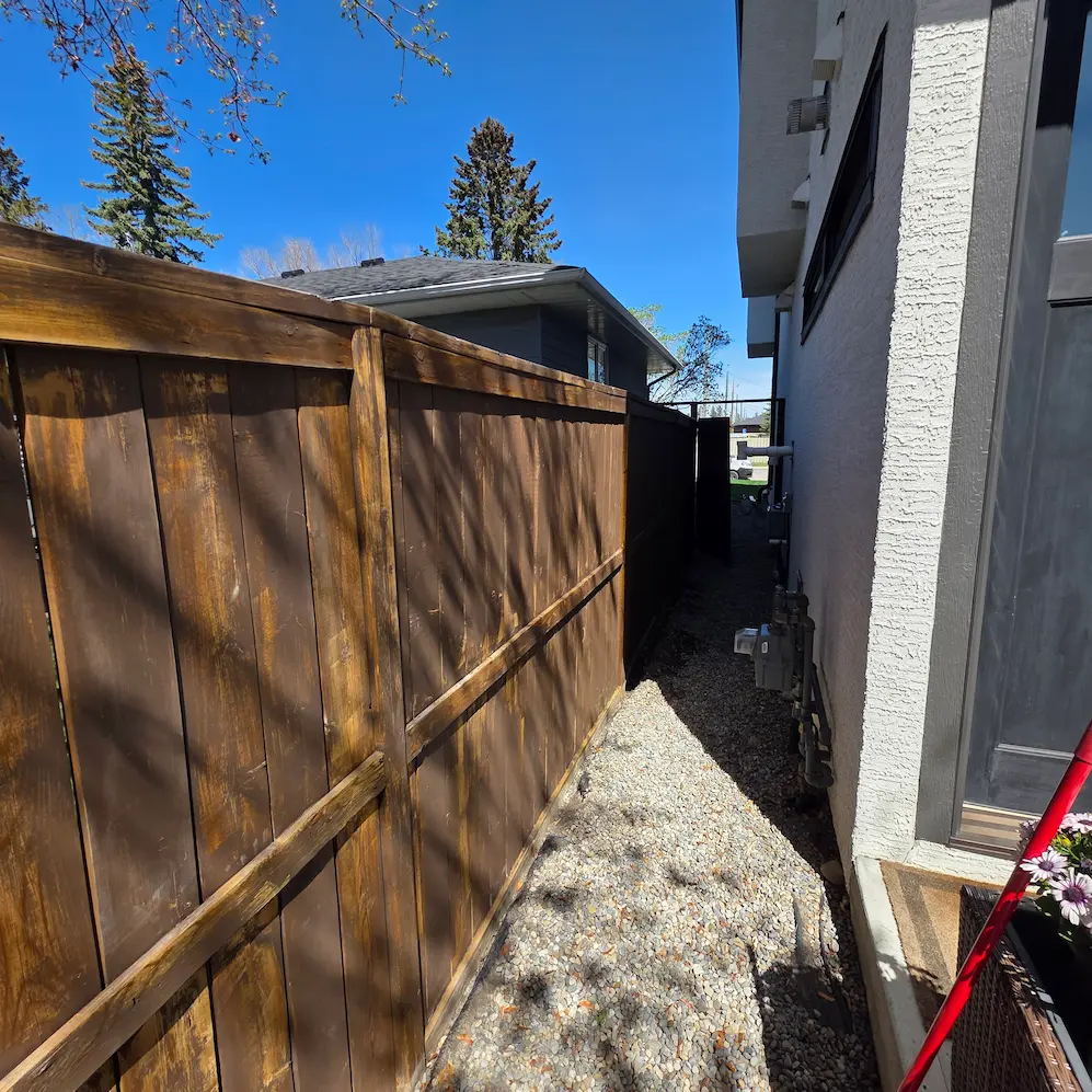 Professional deck and fence painting in Calgary