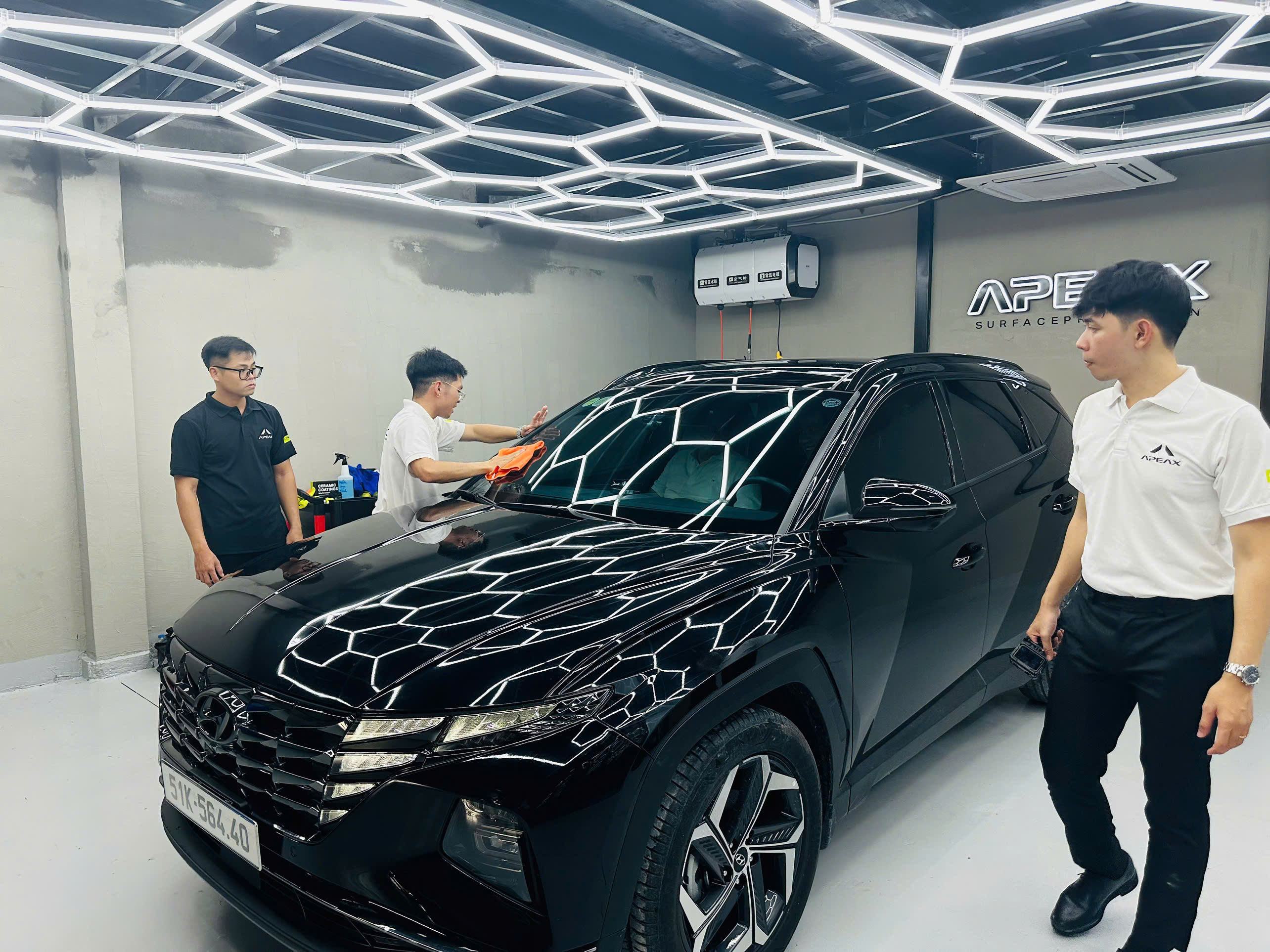 Hiro Auto Exterior