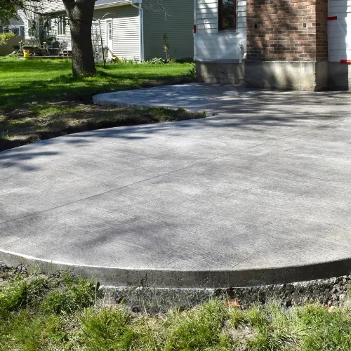 M Z Masonry installing pavers in Houston, TX