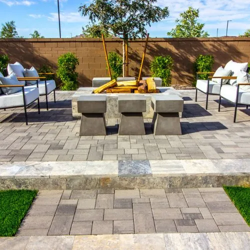 Backyard paver pattern and border detail from a Houston, TX pavers project