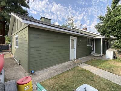  in Cottage Grove, OR