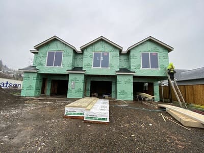 {{ custom_values.service_3 }} in {{custom_values.area_3})