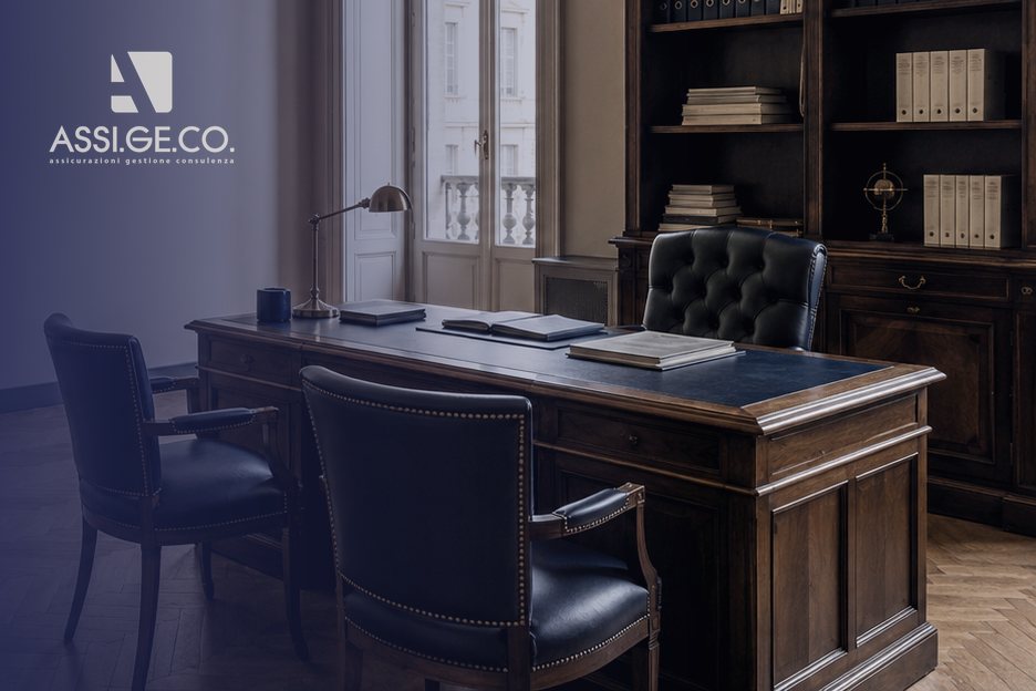 Lo studio di consulenza Assi.ge.co. a Torino: la scrivania dove si fa il confronto