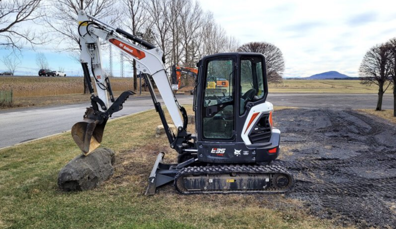 Bobcat E35 (Sans opérateur)