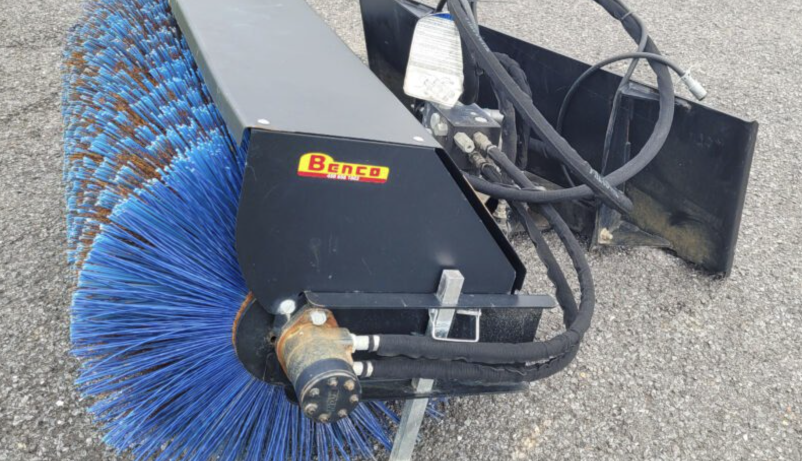 BALAI À ANGLE 48po [POWER ANGLE BROOM]