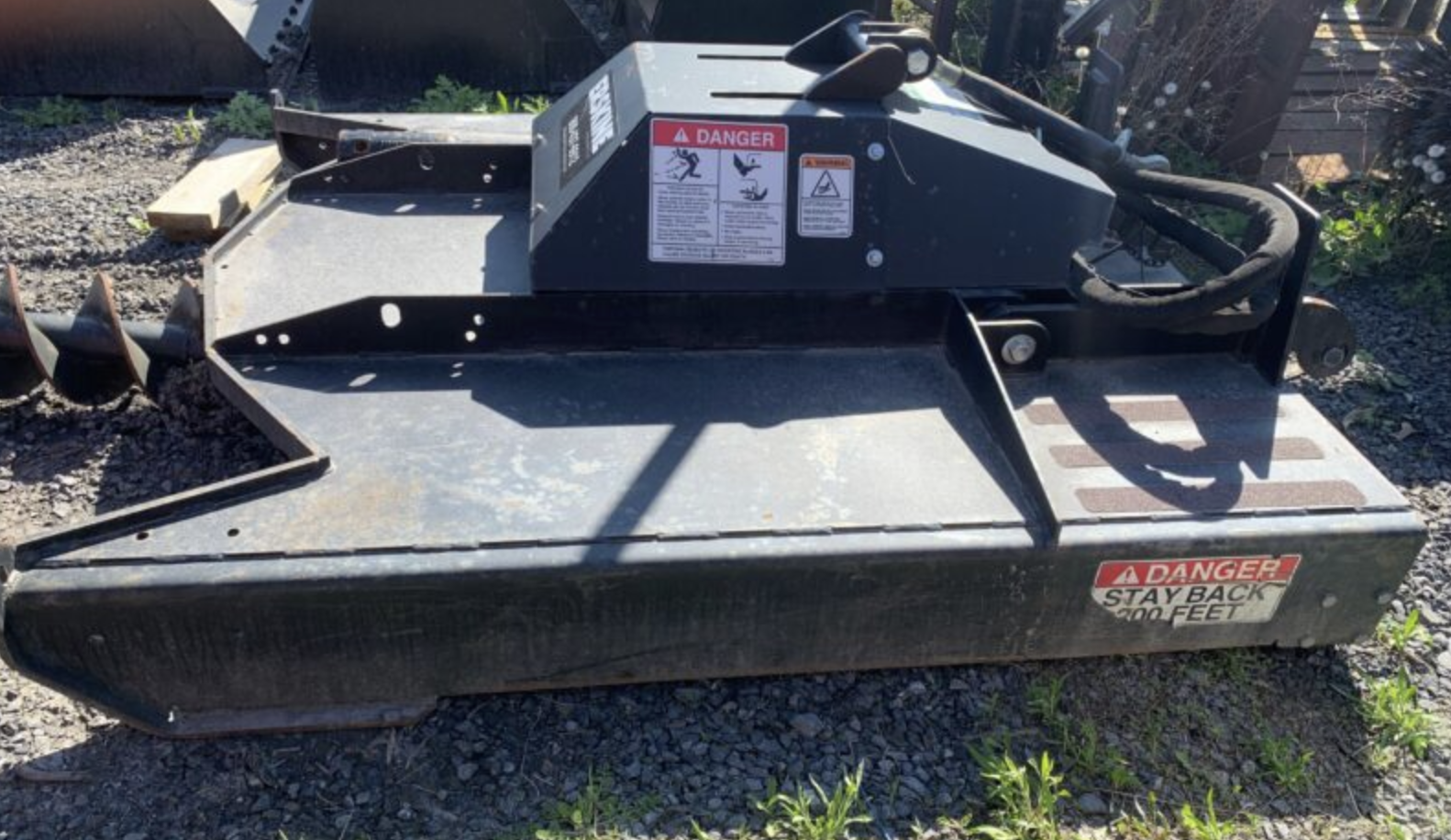 TONDEUSE À BALAIS ROTATIVE DOUBLE