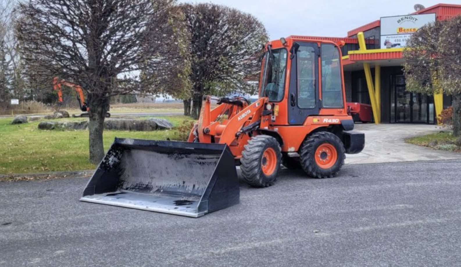 2019 | CHARGEUR SUR ROUES KUBOTA R430 | USAGÉ