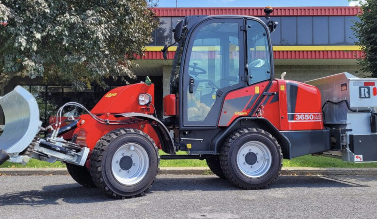 2025 | 3650MAX | DÉNEIGEUSE À TROTTOIRS BENCO-SCHAFFER