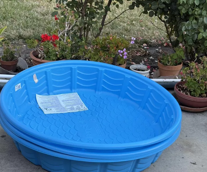 Hard Plastic Kiddie Pool