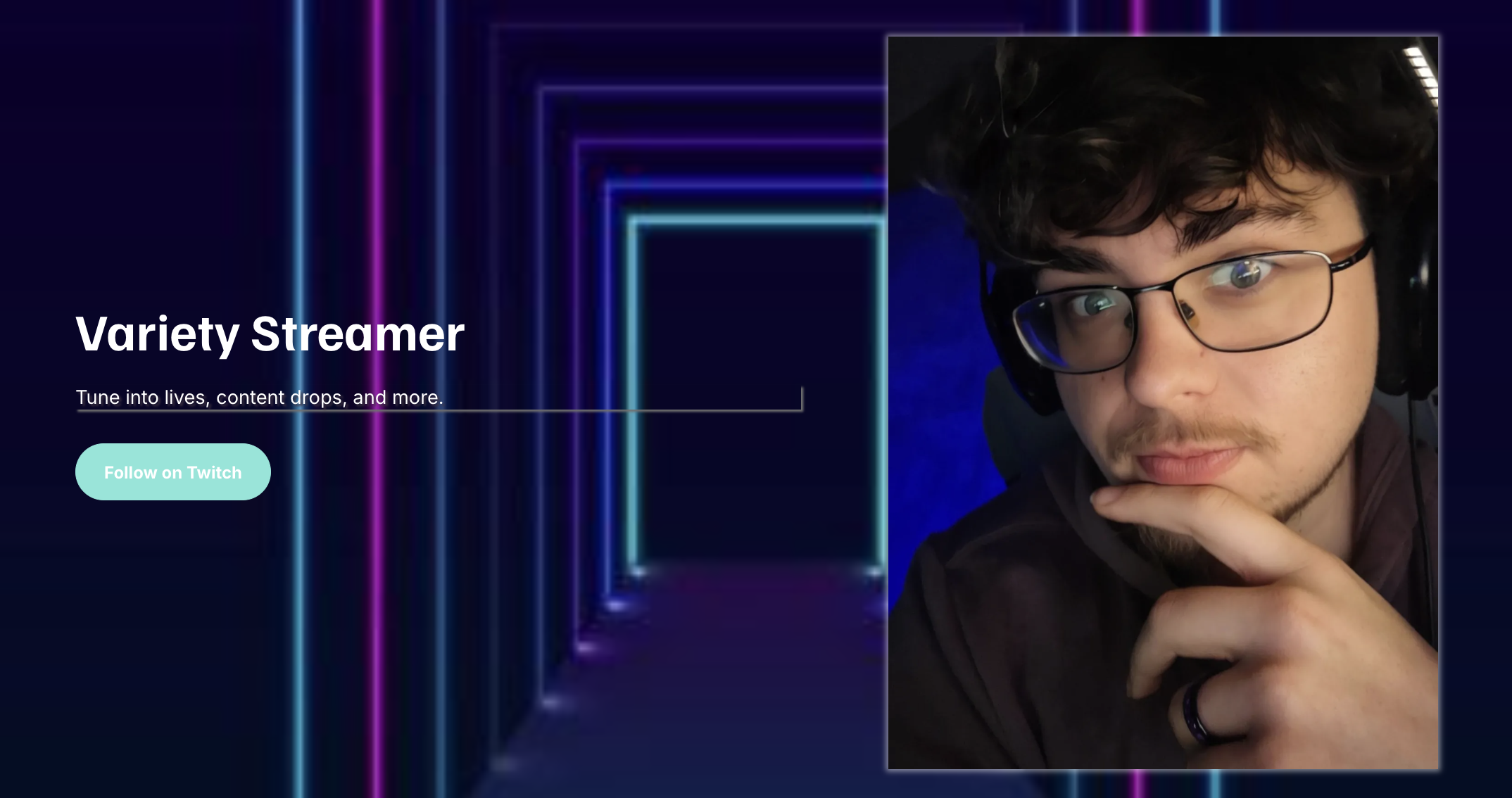 404Haven on the main streaming gamer website next to text 404Haven on the main streaming gamer website next to text