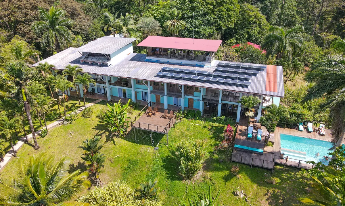Bird Island Eco Resort, Bocas del Toro, Panamá — a secluded Caribbean island paradise