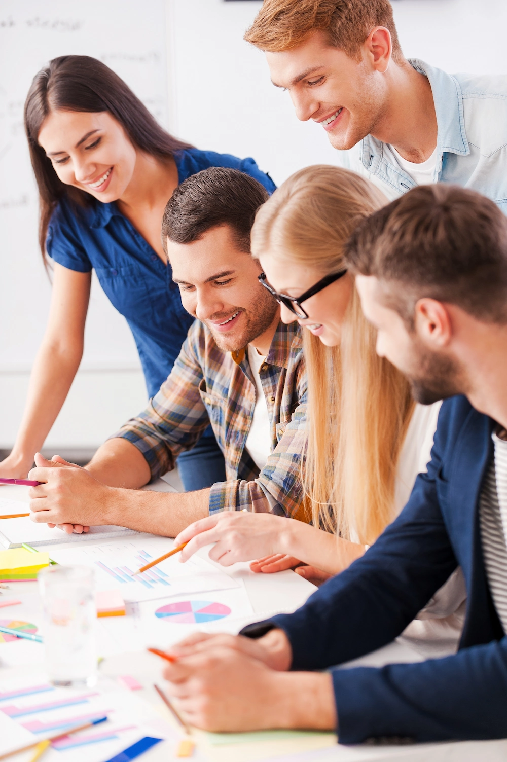 AELESTRA connected business platform