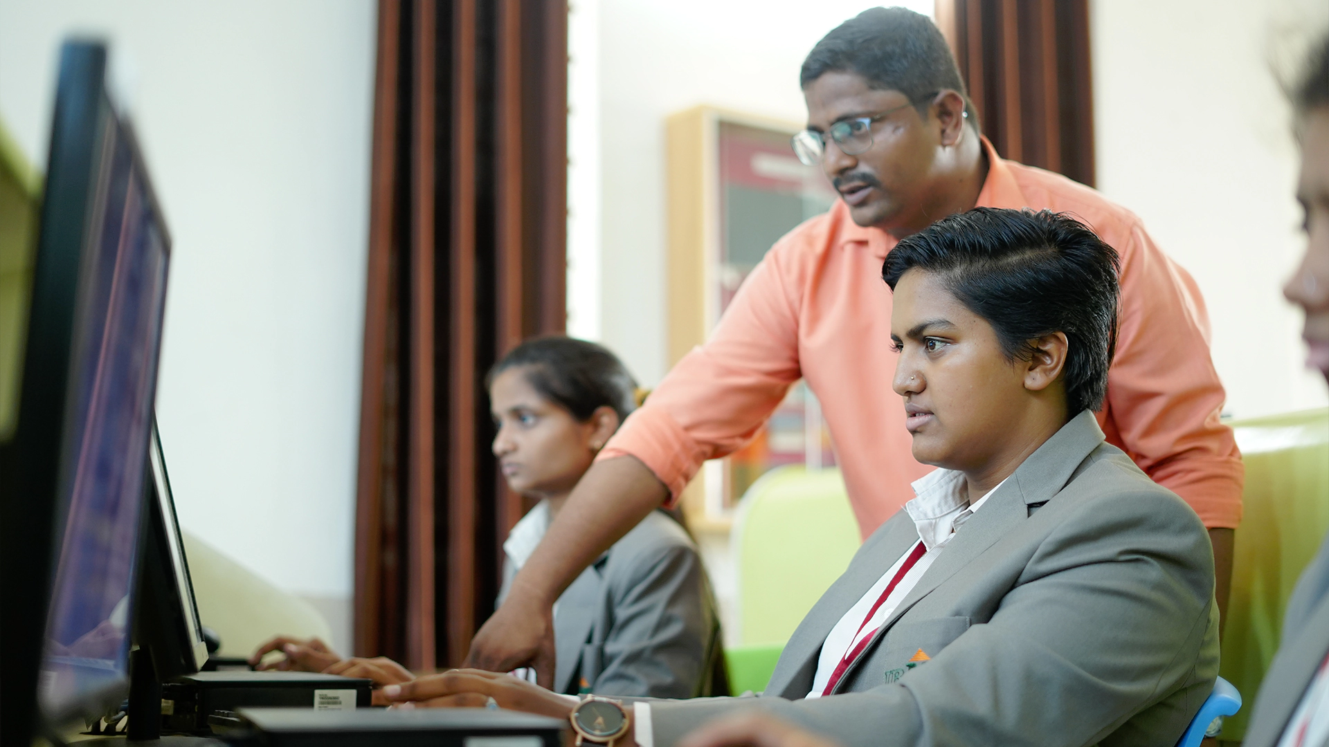 Corporate Documentation Skills