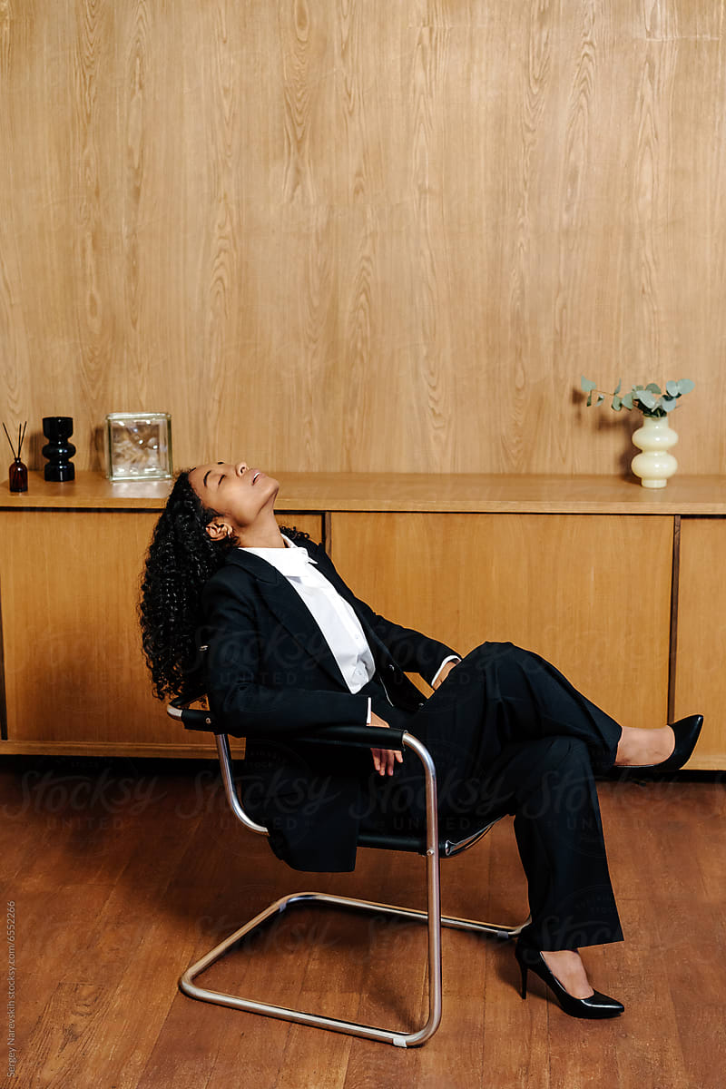 An expert with room to breathe