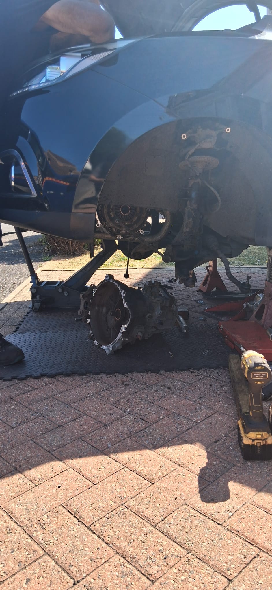 Mobile mechanic repair work by Zeyad Mechanic
