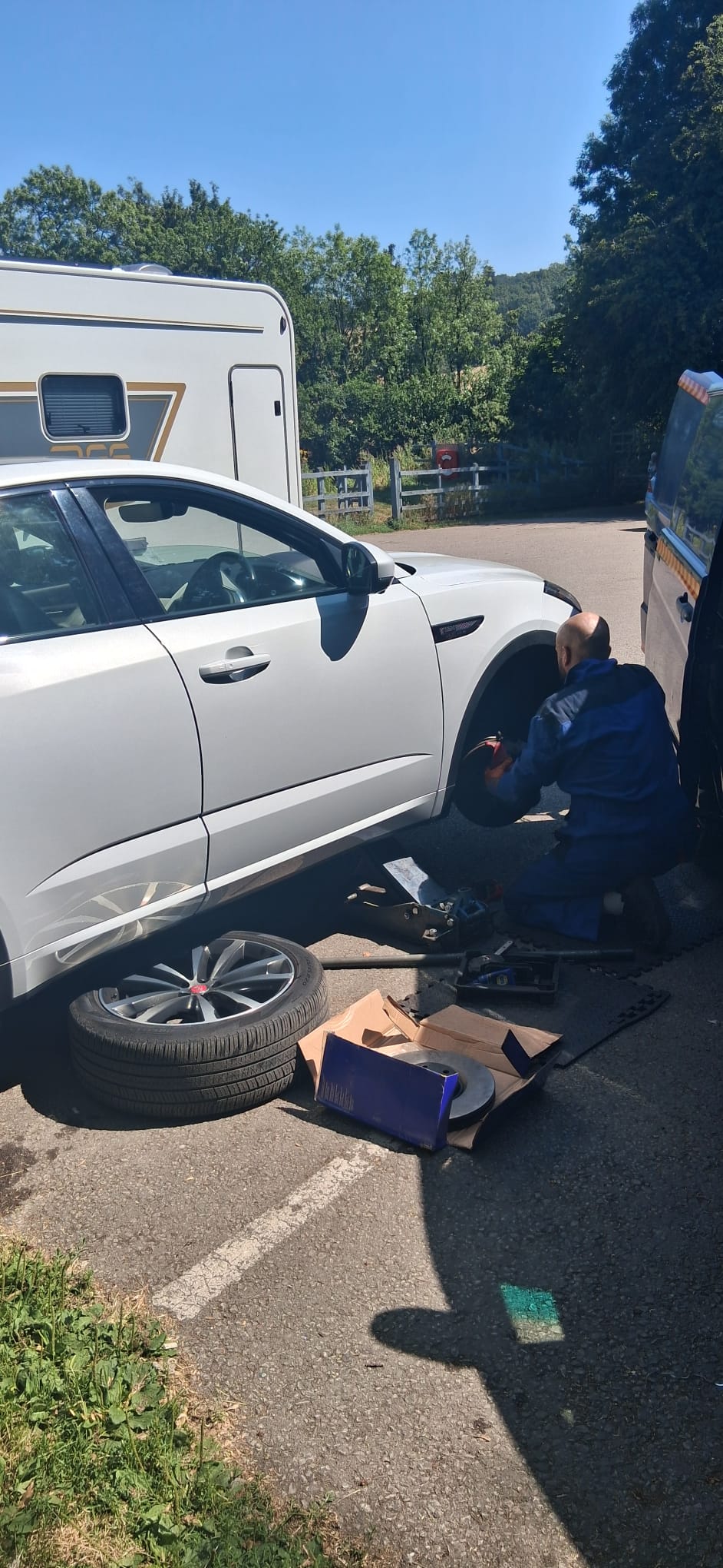 On-site vehicle repair carried out by Zeyad Mechanic