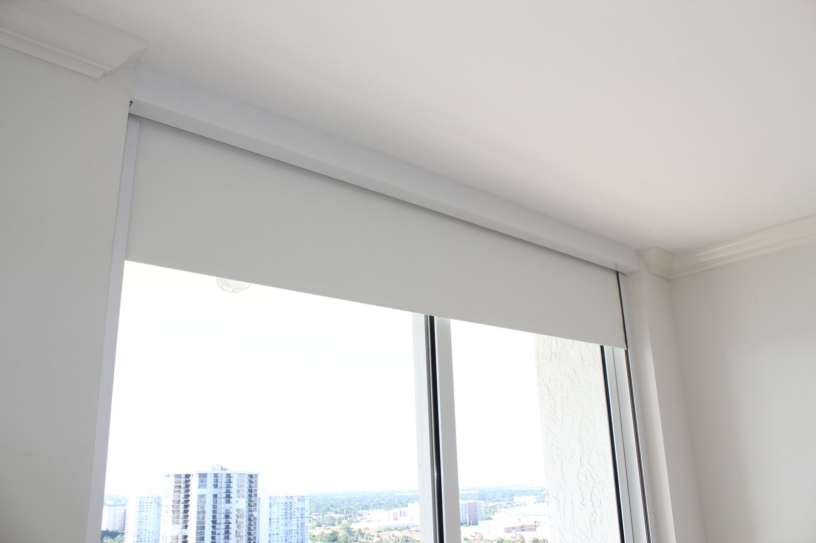 Blackout roller shade installation