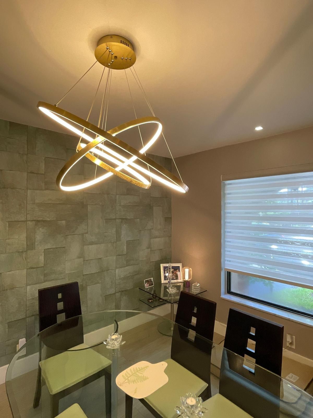 Wallpaper in luxury residence