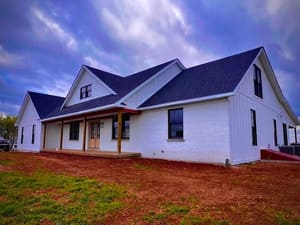 {{ custom_values.service_1 }} in {{custom_values.area_1})