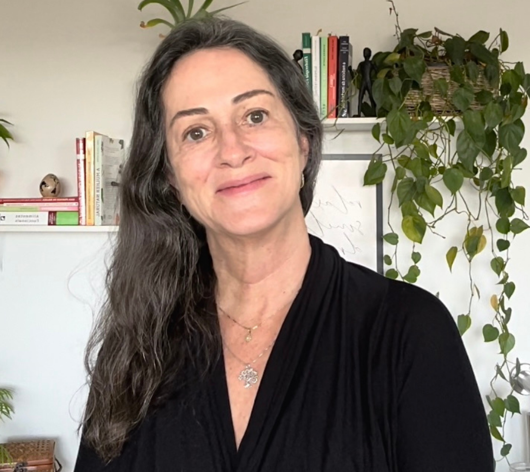 Edilene Ferreira — Nutricionista Clínica e Funcional