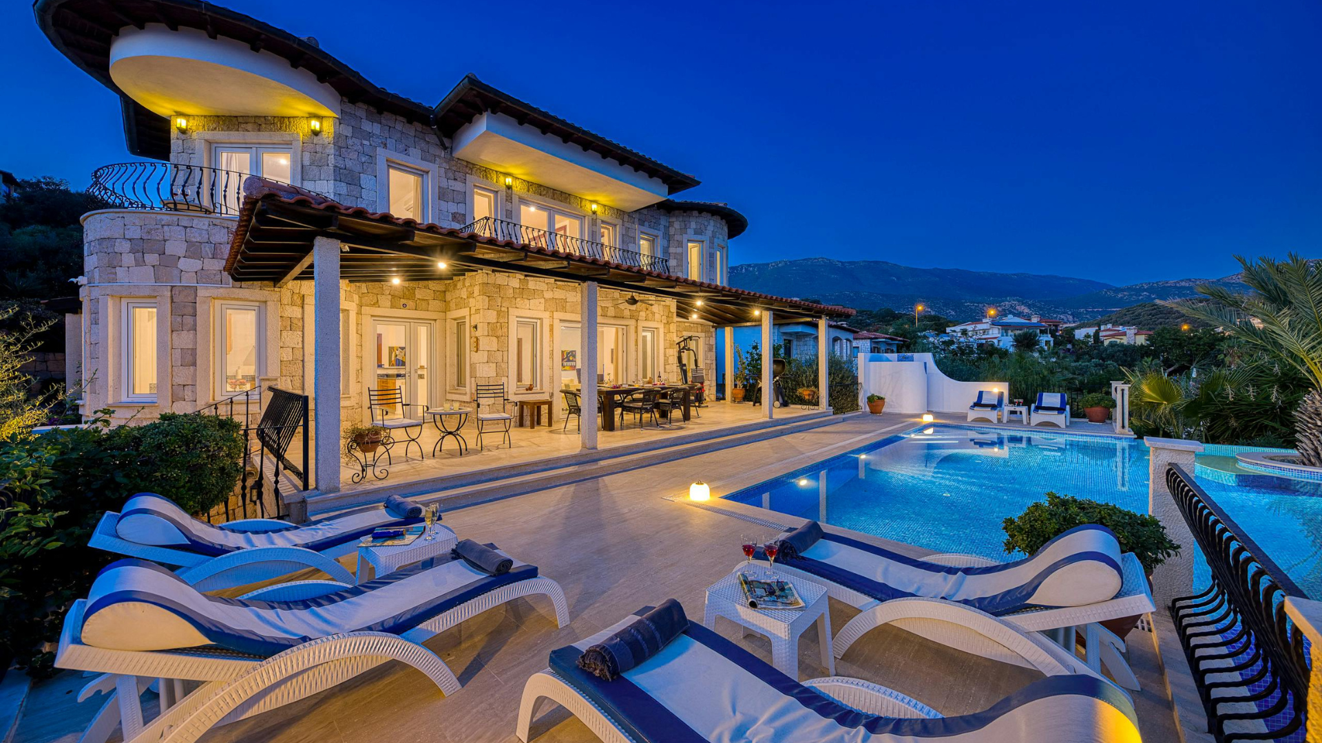 Reimagining Luxury Senior Living: The Future at The Carlisle Palm Beach
