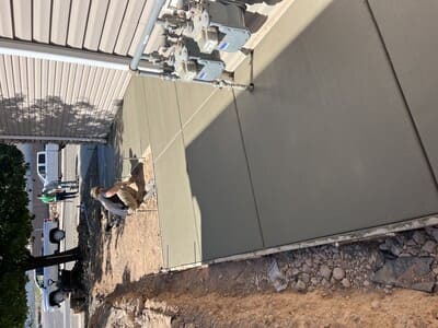 {{ custom_values.service_3 }} in {{custom_values.area_3})