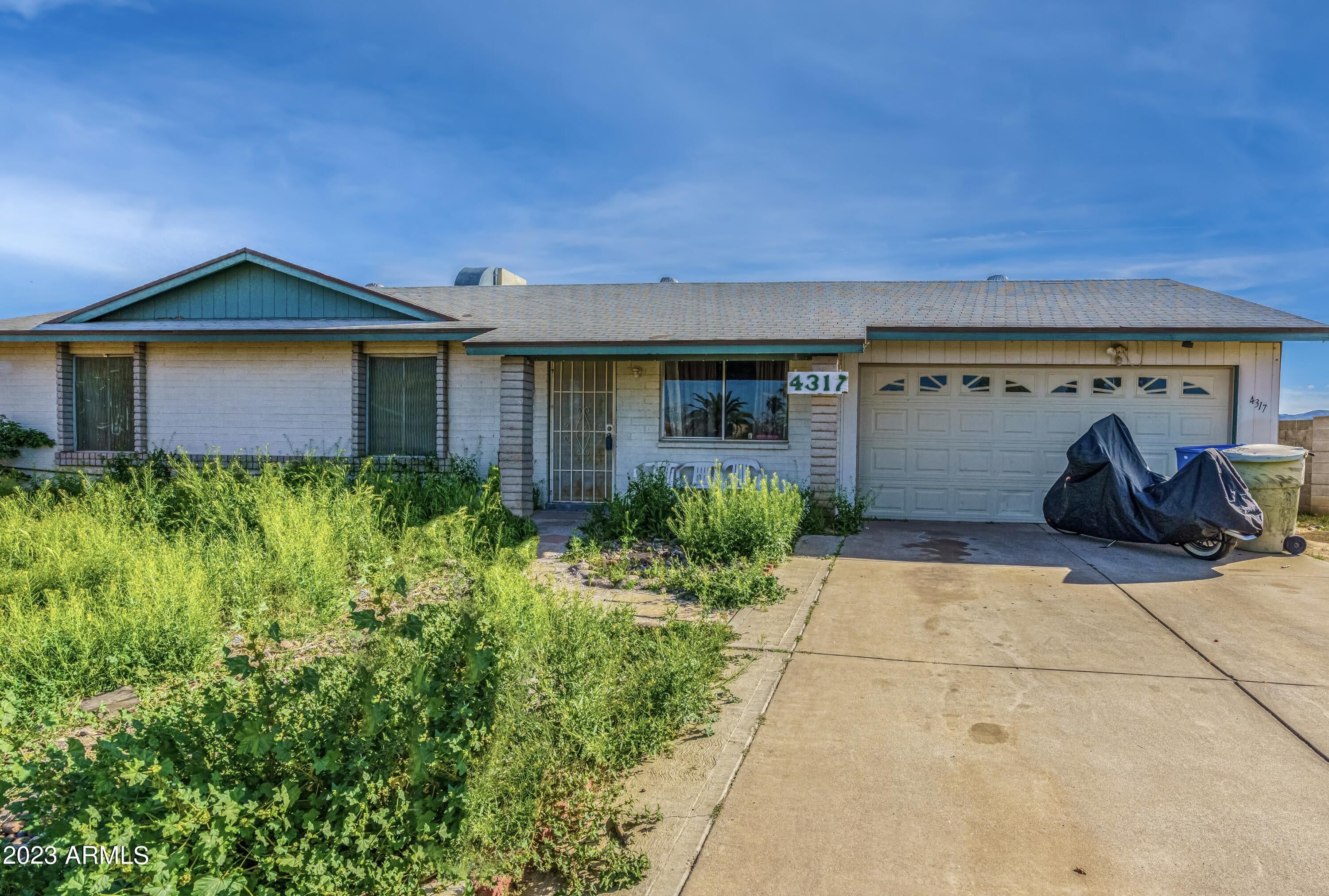 Fix & Flip For Sale in Phoenix 4317 E Grove St, Phoenix, AZ 85040