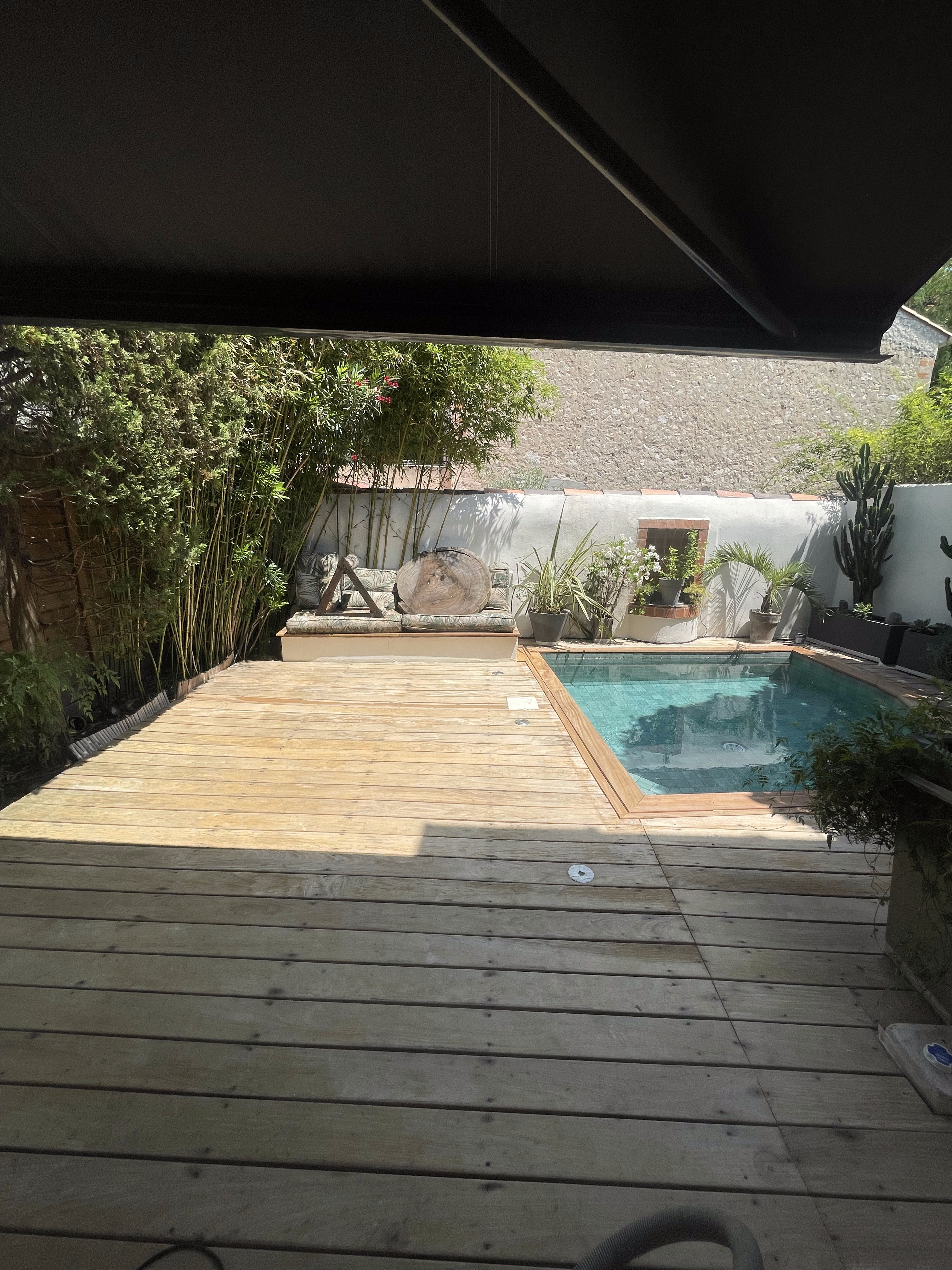 Terrasse en bois — nettoyage et saturateur à Marseille — avant