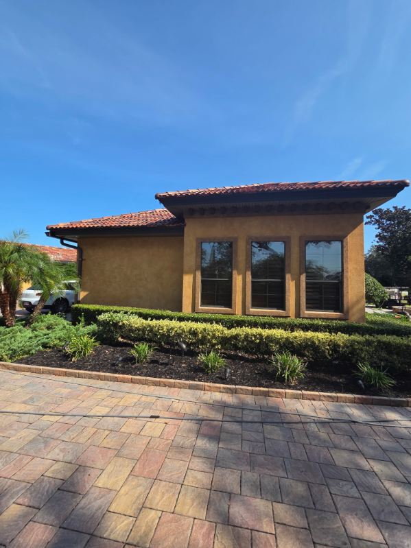 Cleaned concrete walkway restored by E&S Pressure Washing in Jacksonville, FL