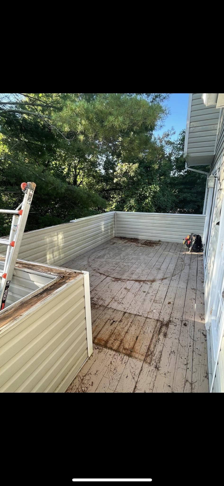 Deck before renovation
