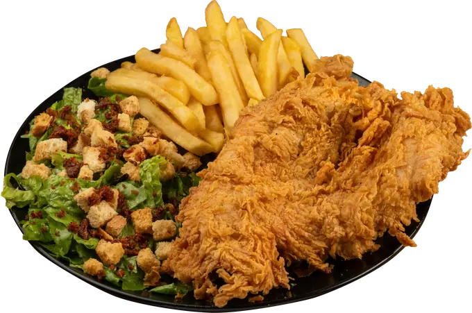 Combo Ejecutivo de American: filete de pollo crujiente, papas fritas y ensalada césar