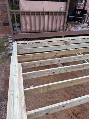 Jackson Deck Installation